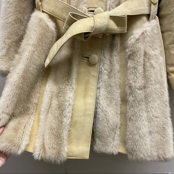 SOLD Vintage Lilli Ann SF Faux Fur Real Leather Coat - Picture 4 of 10